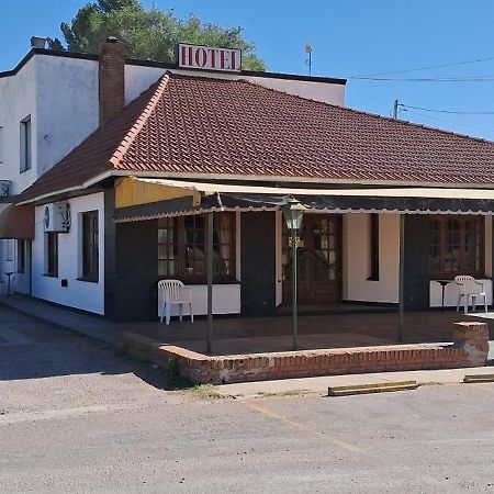 Hotel Y Restaurant Don Quijote Macachín Dış mekan fotoğraf