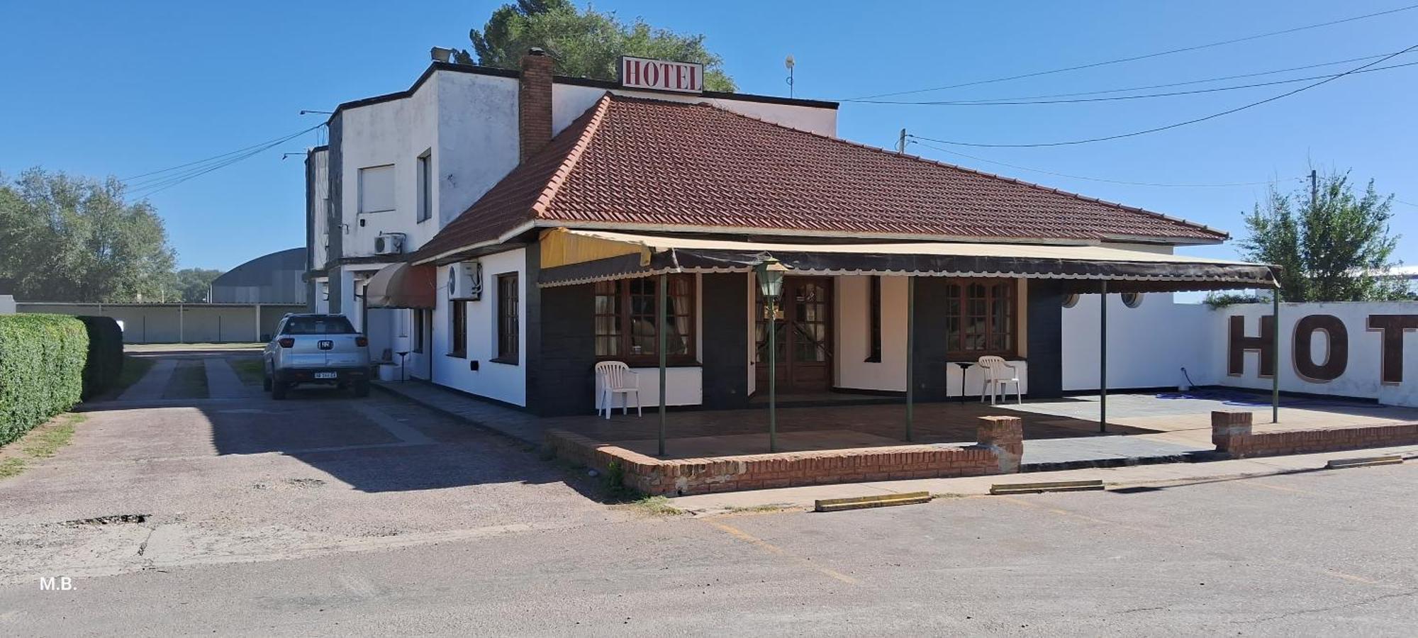 Hotel Y Restaurant Don Quijote Macachín Dış mekan fotoğraf